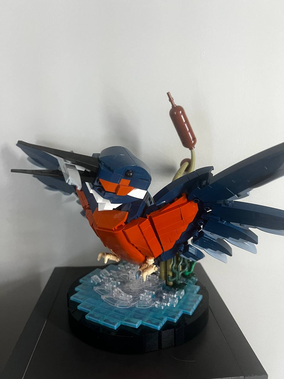 Набор LEGO Icons 10331 Kingfisher Bird (Зимородок)