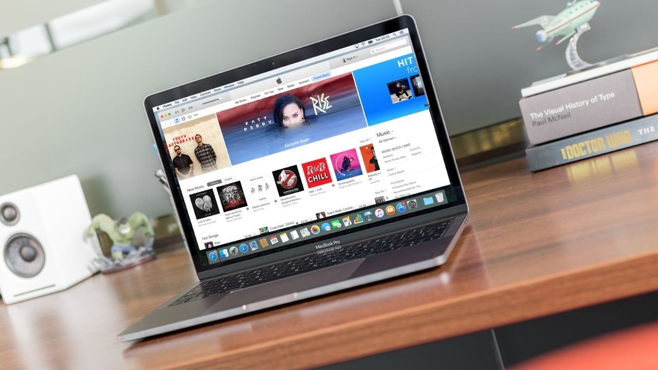 Продаю MacBook Pro Retina в отличном состоянии, все работает идеально