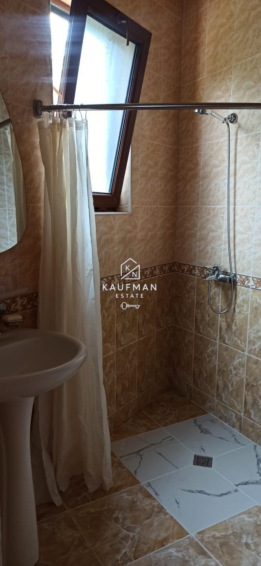 Сдается дом 6+1, 530 м², с бассейном и двором, питомцы разрешены