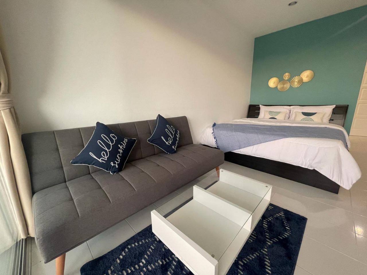 Studio apartment Karon with new renovations: 8 minutes walk to beach, parking, CCTV, weekly cleaning included