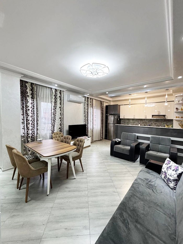 Сдам квартиру 3+1, 96.8 м², Батуми, ул. Багратиони 71