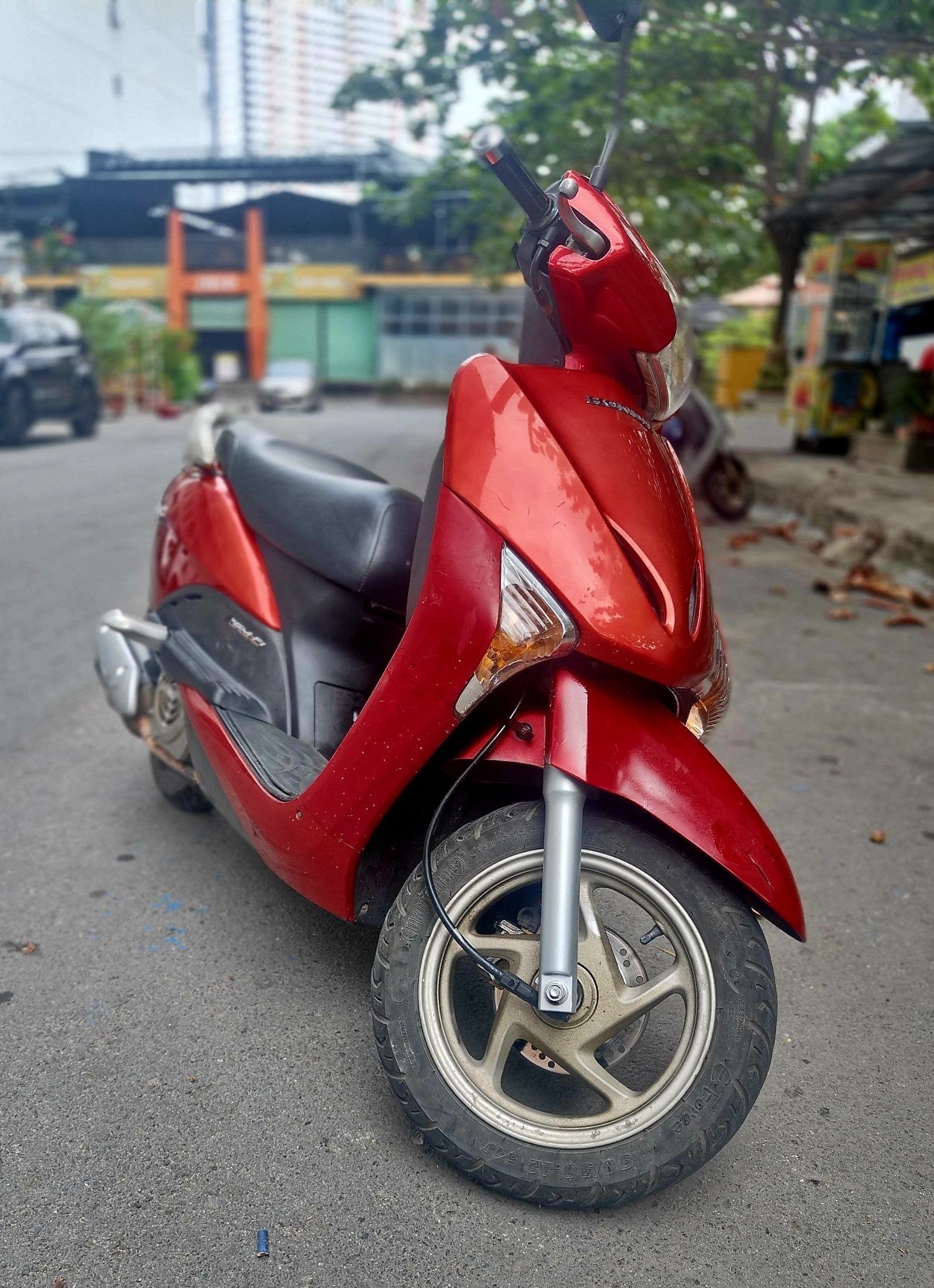 Продажа — Скутеры Honda, Yamaha, состояние отличное, вложения не требуются