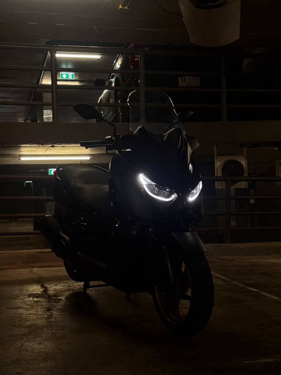 Продам байк Yamaha Xmax 2022 года, пробег 35к
