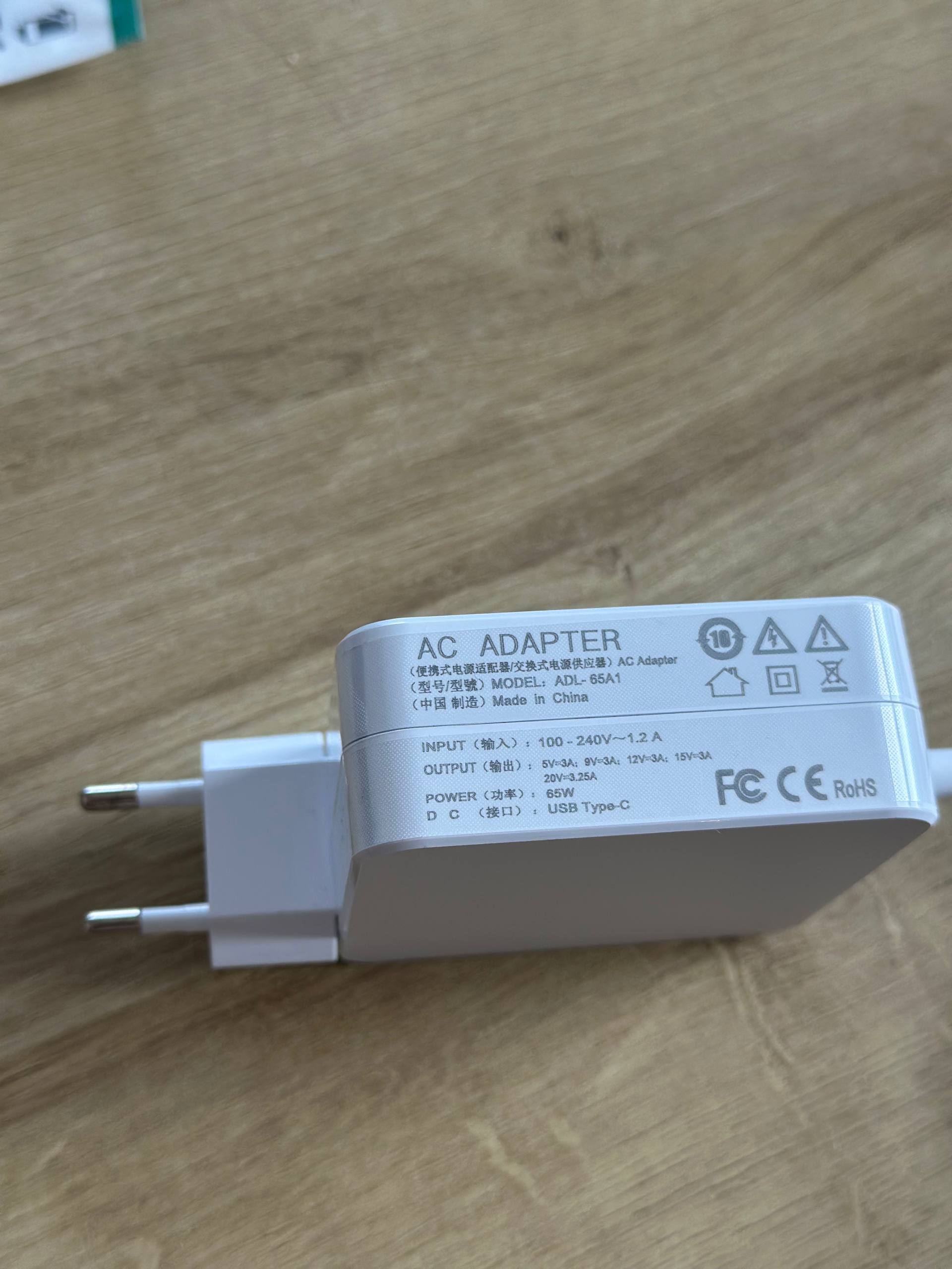 Зарядный блок 65W, кабель UGREEN, колонка Xiaomi 30W, машинки Hot Wheels