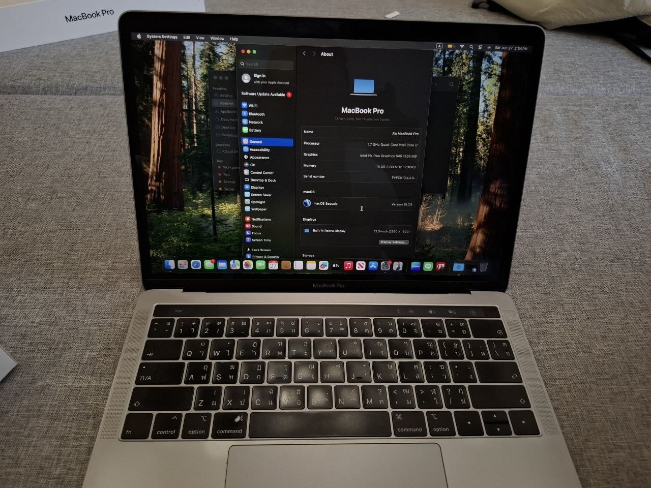 MacBook Pro 13" 2019, Intel i7, 16GB RAM, 256GB SSD, хорошее состояние, аккуратно использовался