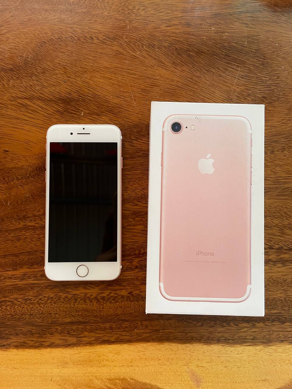 iPhone 7, хорошее состояние, без сколов, Дананг