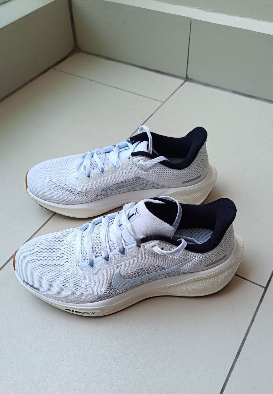 Продажа почти новых кроссовок Nike Pegasus размер 37, надевались неделю