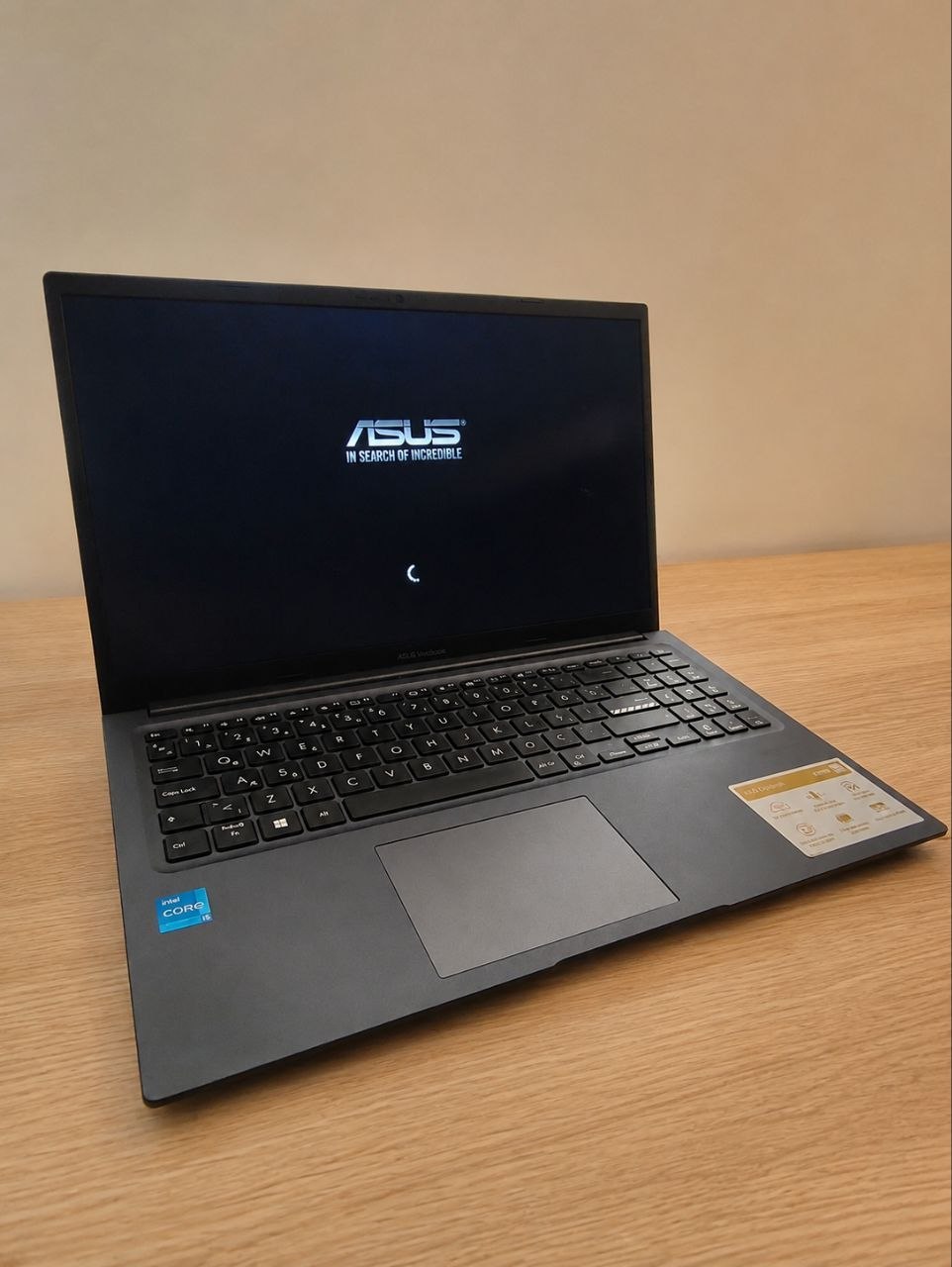 Ультрабук Asus Intel Core i5 12 поколения, 8GB DDR5, 512GB SSD, отличное состояние