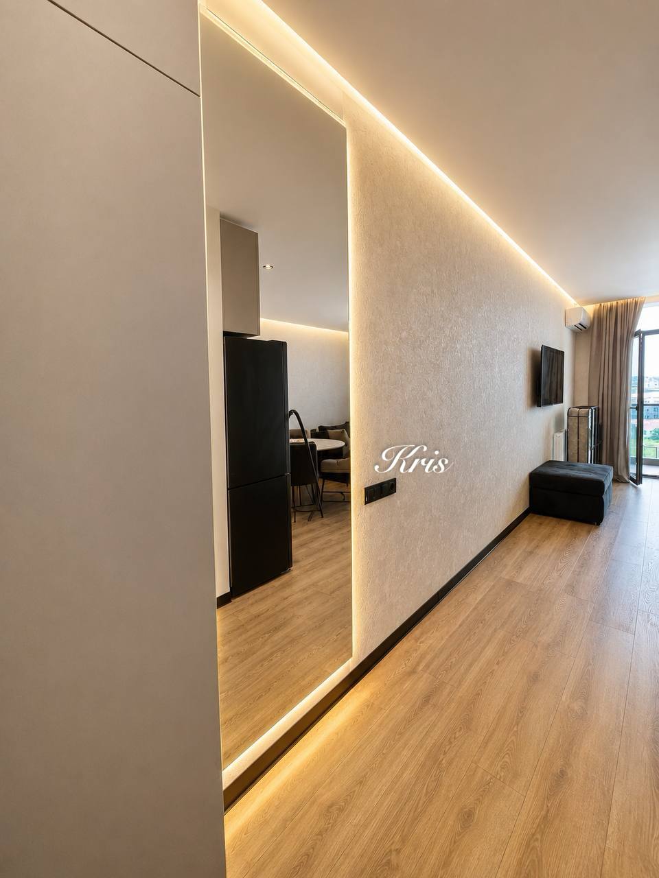 Сдам — Студия в Bagrationi Residence, центр. отопление, балкон