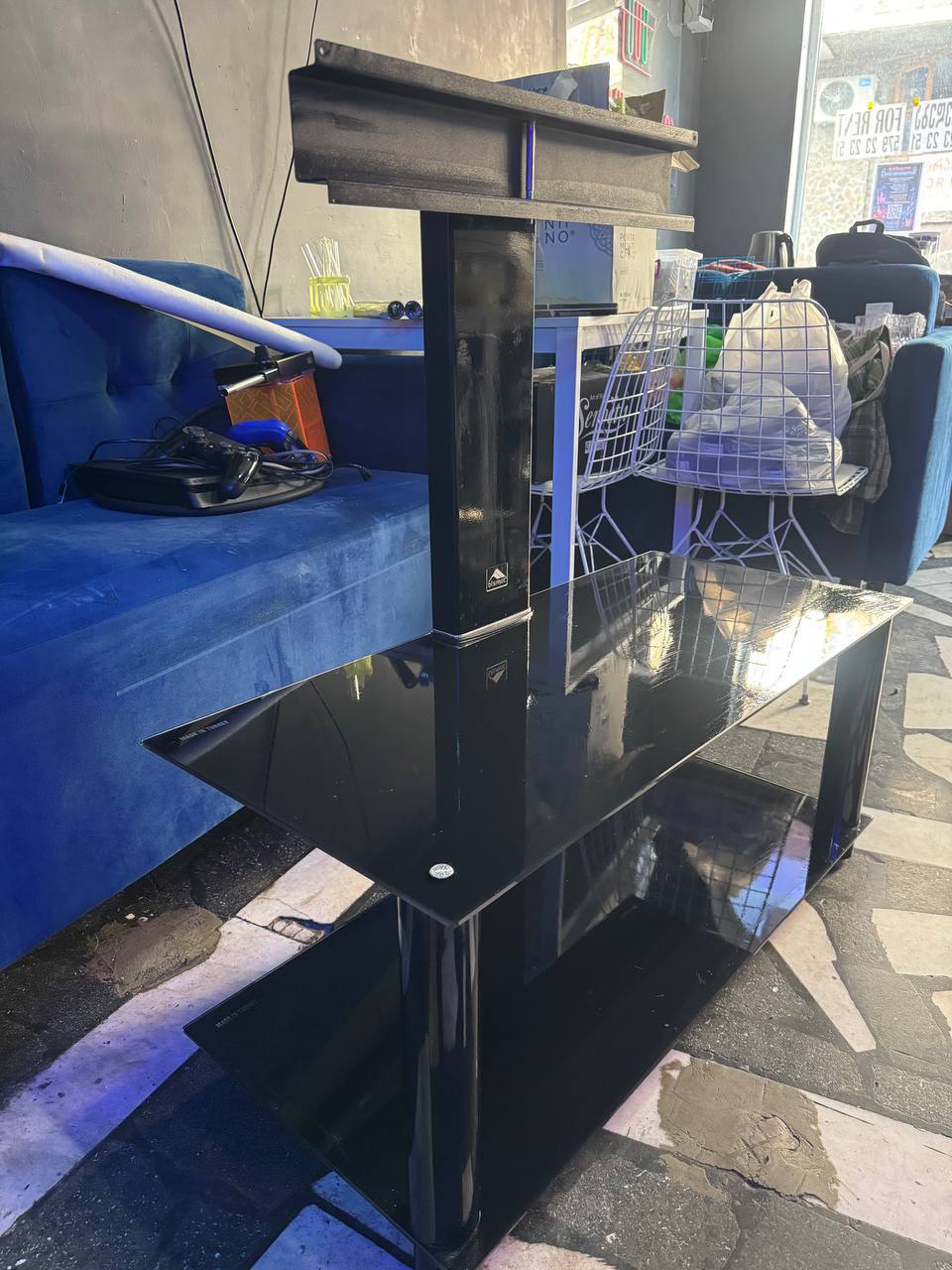 Tempered glass TV stand with bracket, 90×40×40 cm, safe and durable