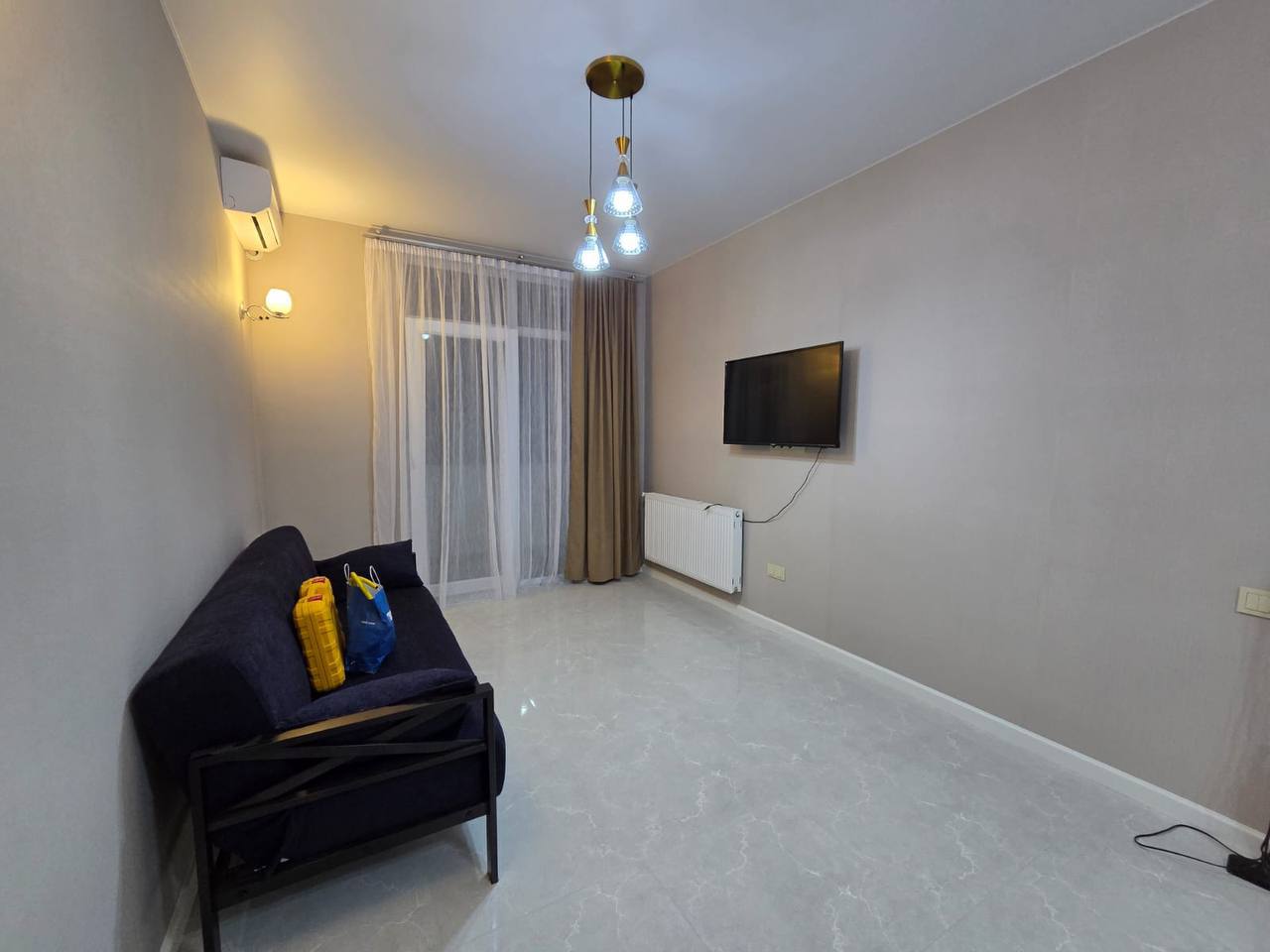 Сдам 2-комнатную квартиру 1+1 (50 м²) с отдельной спальней, ул. Тадзари, 22