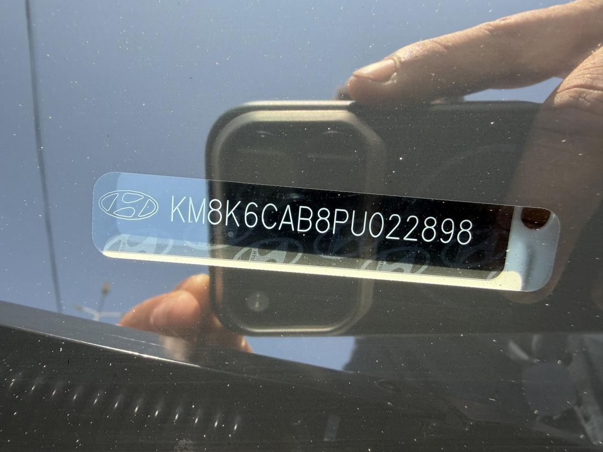 Chevrolet Trax 2023, пробег 59,000 км, 1.2L, автомат