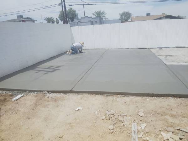 Услуги по бетону, блокам и тротуарной плитке — Joses Concrete