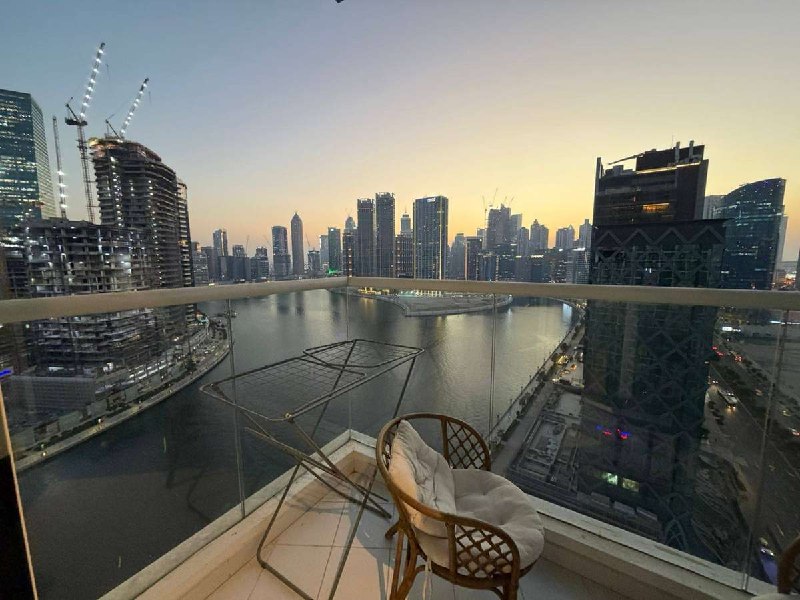 Студия в Business Bay, Maison Prive (Tower A). Вид на бассейн и канал. Депозит 500 AED плюс комиссия. Доступна сейчас