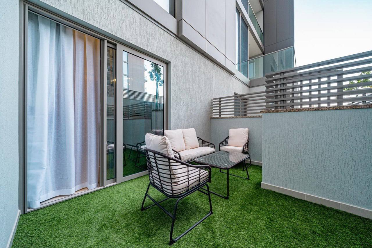 Сдача — Апартаменты 1BR с террасой и комнатой для персонала в Sobha Hartland