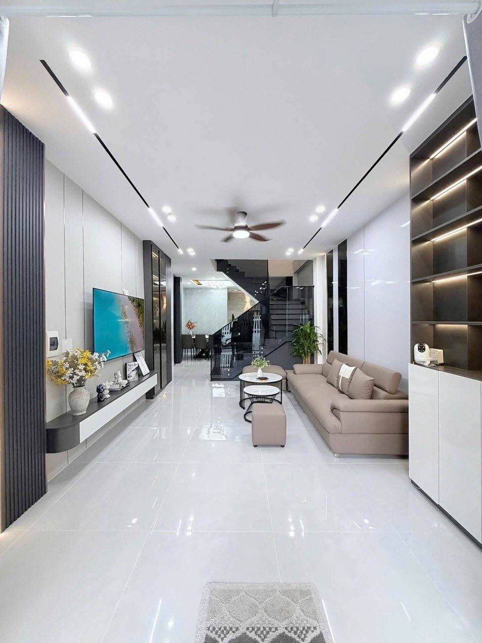 3-bedroom fully furnished house in Hai Chau, Da Nang, near airport