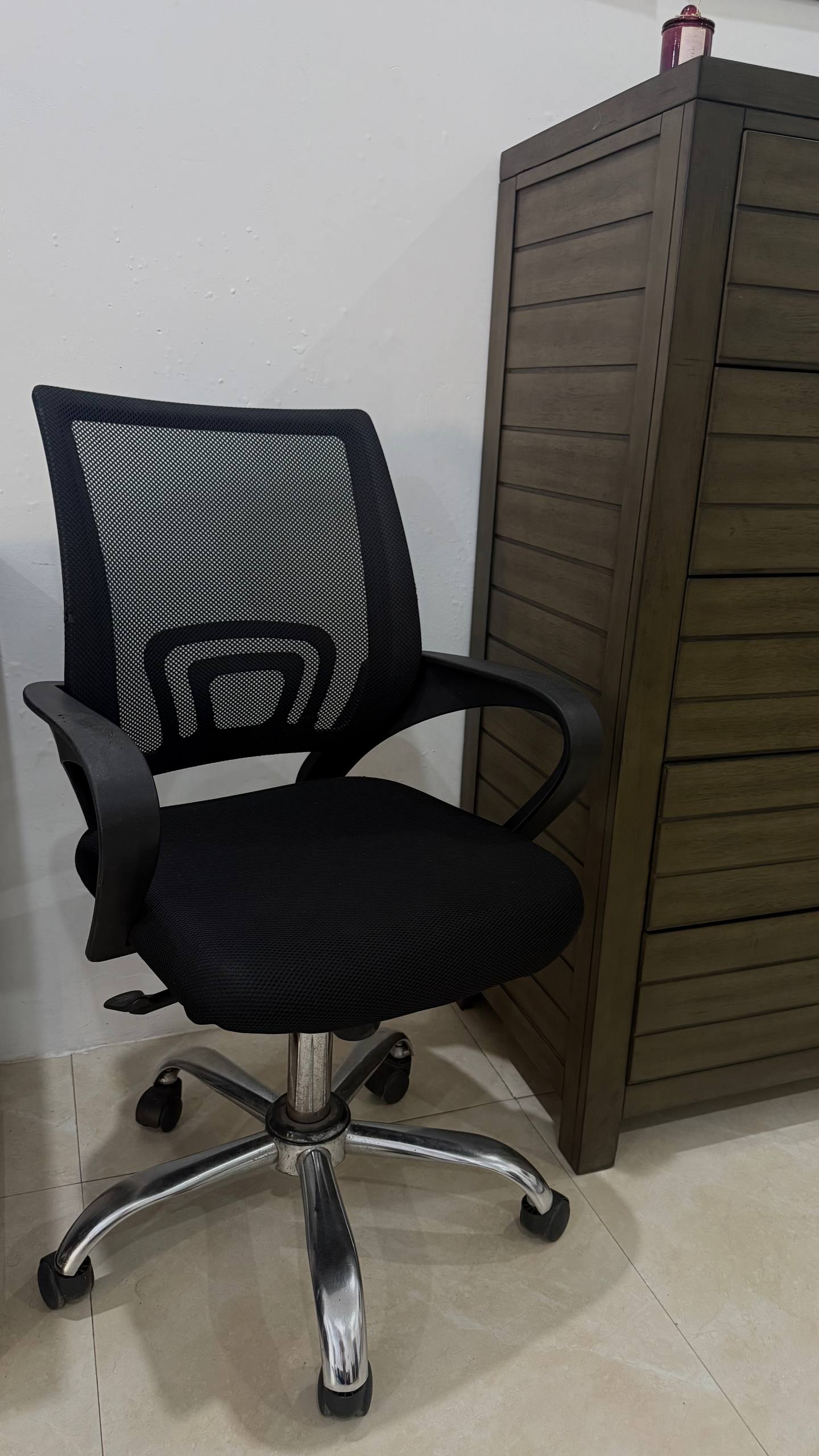 Work chair