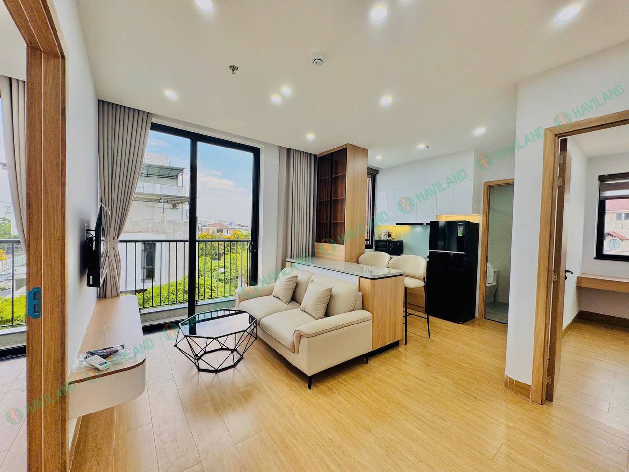 Luxurious 2 bedroom apartment in Ngu Hanh Son district