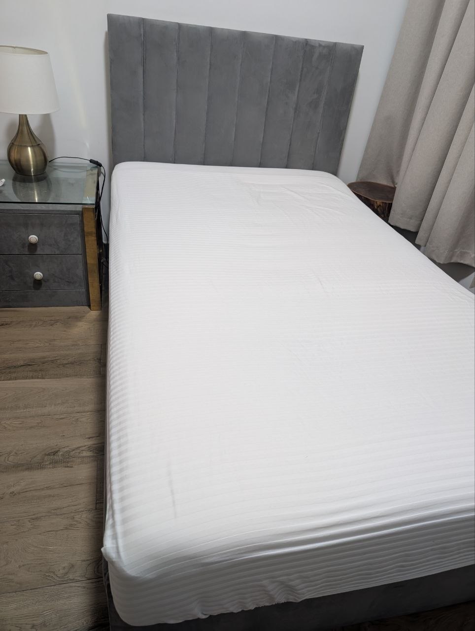 Две кровати с тумбочками, IKEA