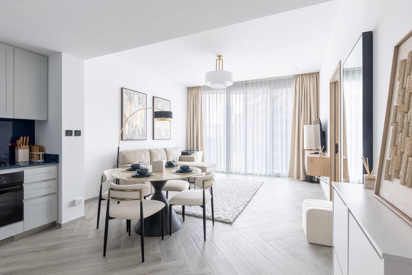 Сдам 1-комнатную квартиру в Business Bay, Peninsula Three Tower
