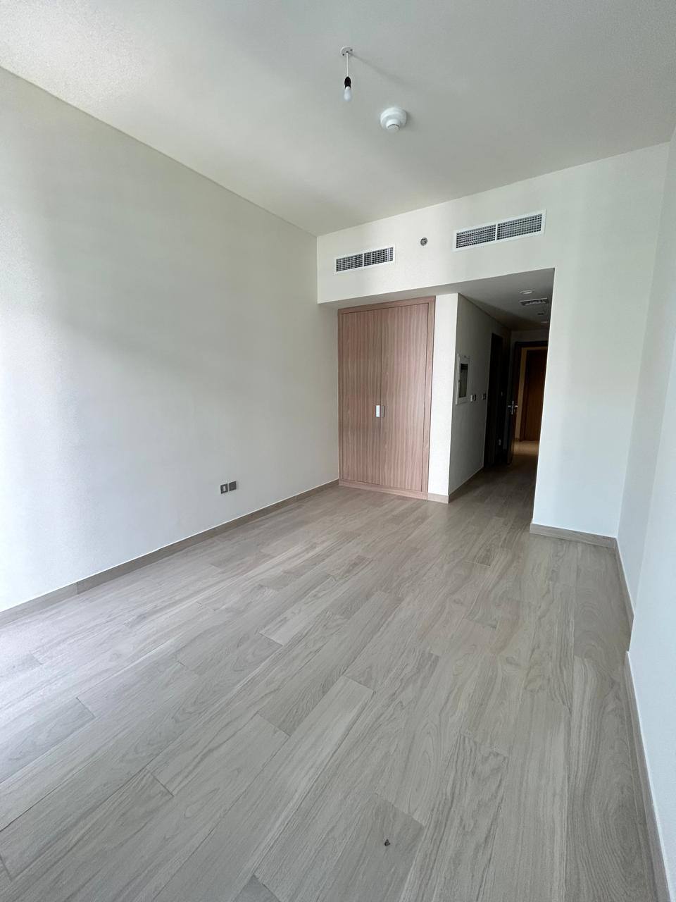 Azizi Riviera studio for rent