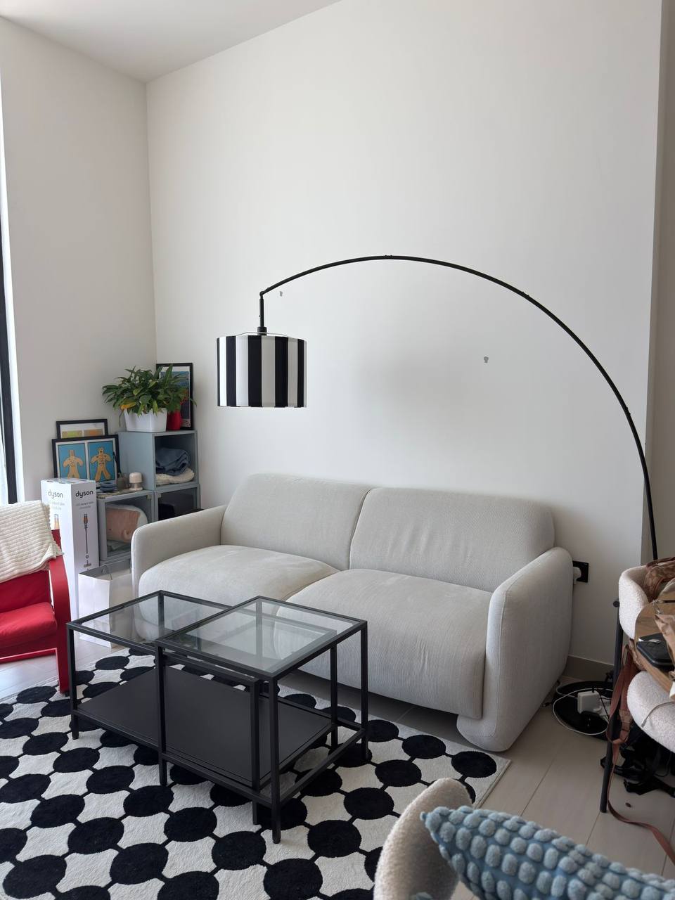 Продажа — Диван, 600 AED