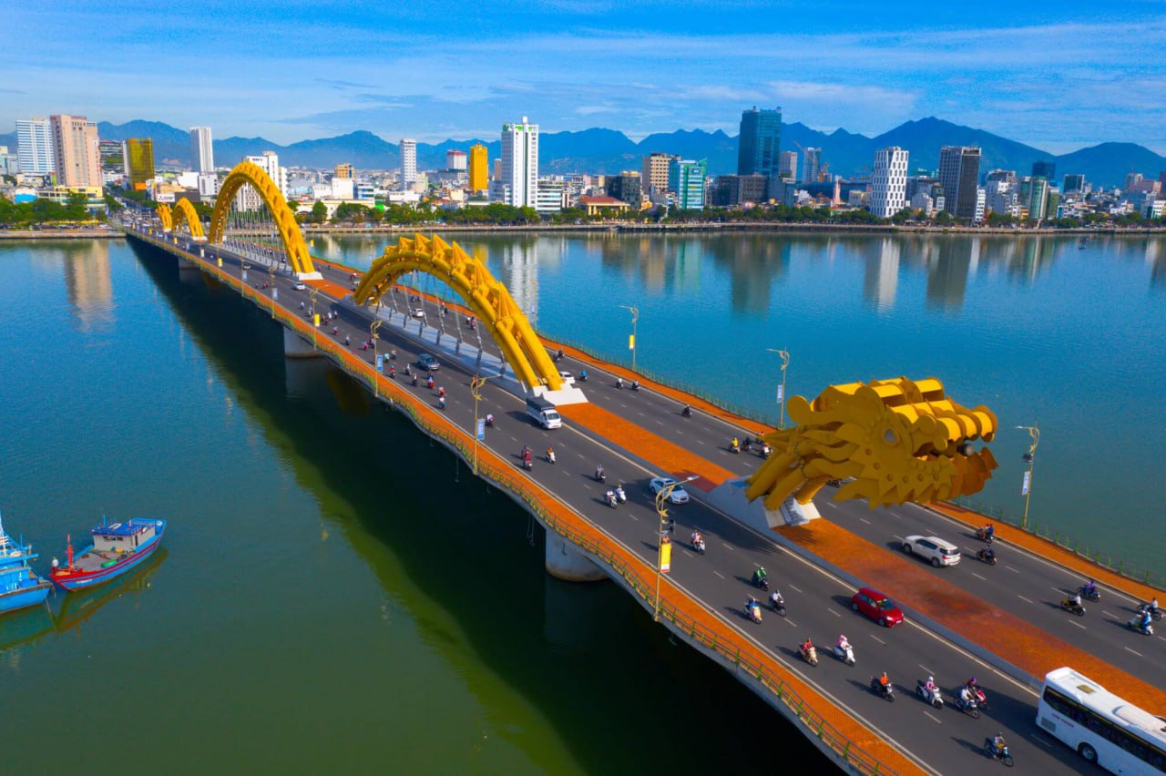 DA NANG + HOI AN 2 дня/1 ночь из Nha Trang, Bana Hills, мост Руки Бога, мраморные пещеры