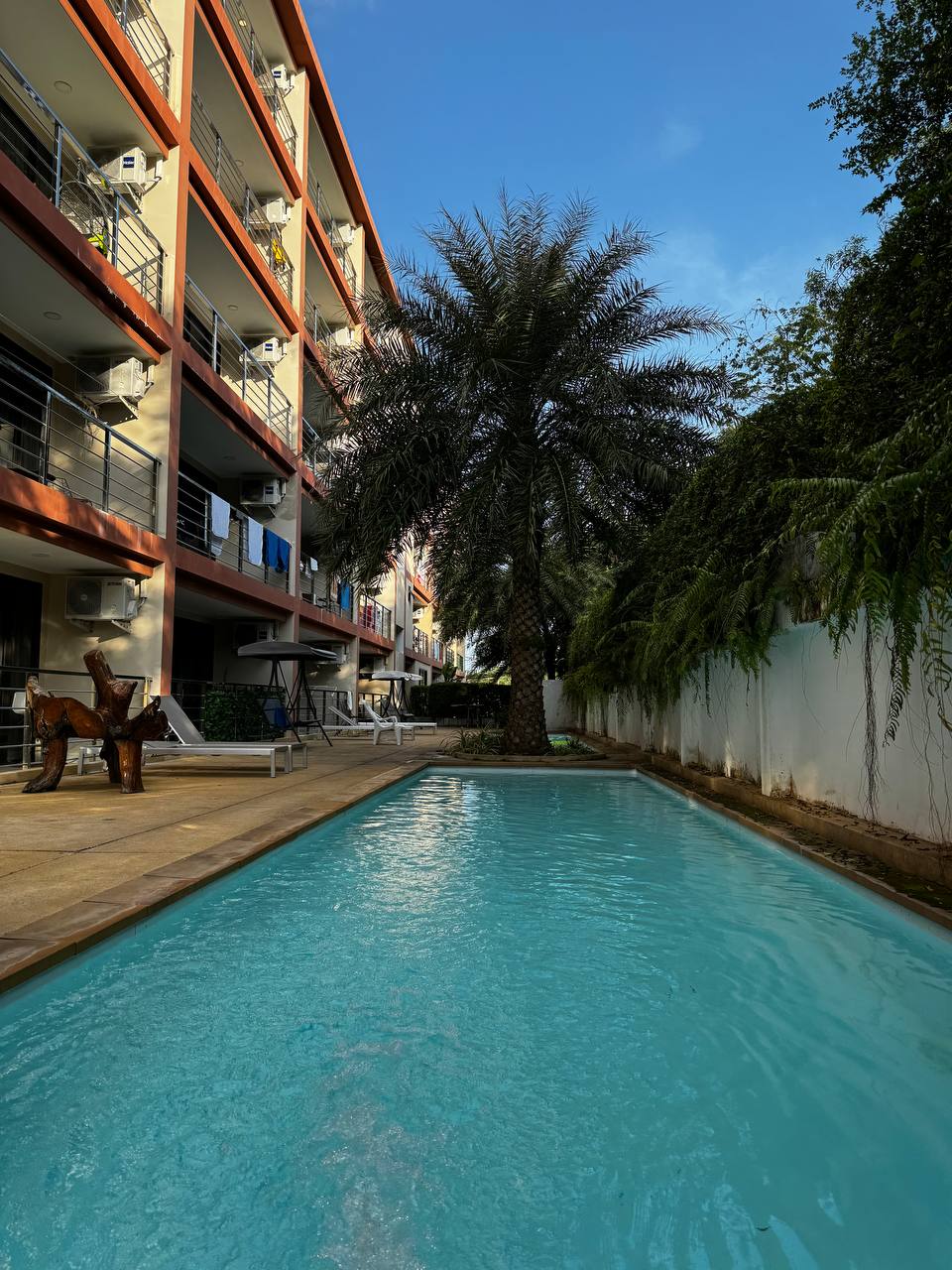 Аренда апартаментов в кондо Rawai Beach Condominium, 38м2, близко к пляжам Януи и Найхарн, от 15 000 THB.
