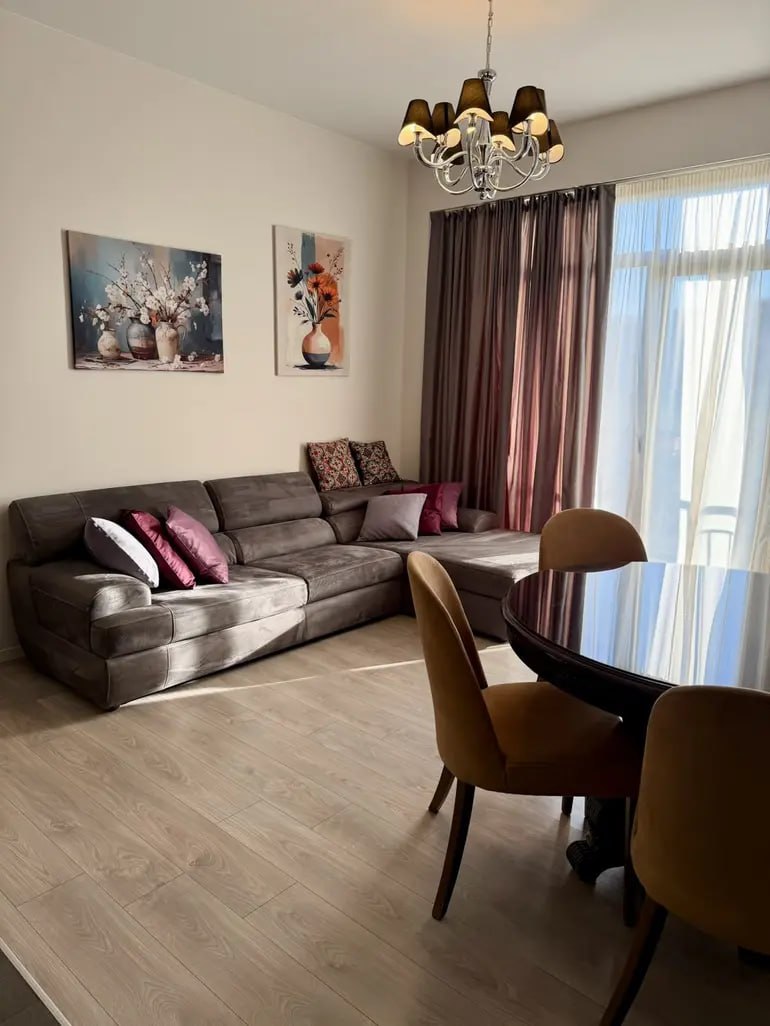 Сдача 3-комнатной квартиры (2 спальни), 80 м², Сабуртало, проспект Казбеги