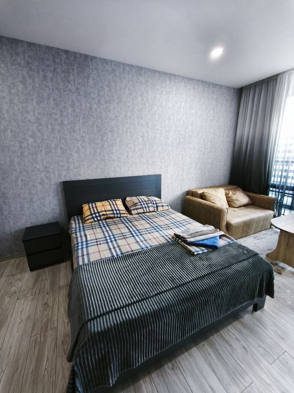 Studio in Batumi, Ramada building, 36 sq.m with sea view, 400$ yearly or 600$ monthly