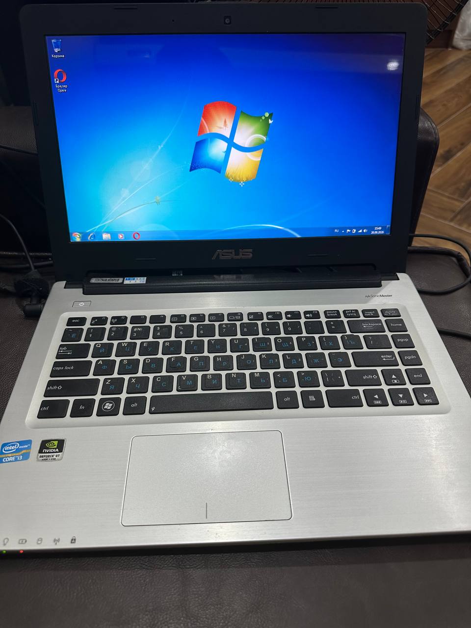 Продаю ноутбук Asus (и второй на запчасти)