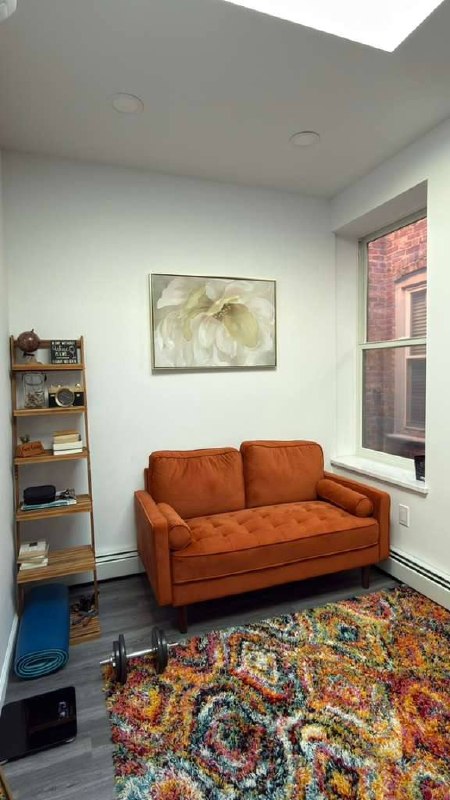 Отдельная меблированная комната в Brighton Beach, Brooklyn, $1,250/месяц с 1 июля
