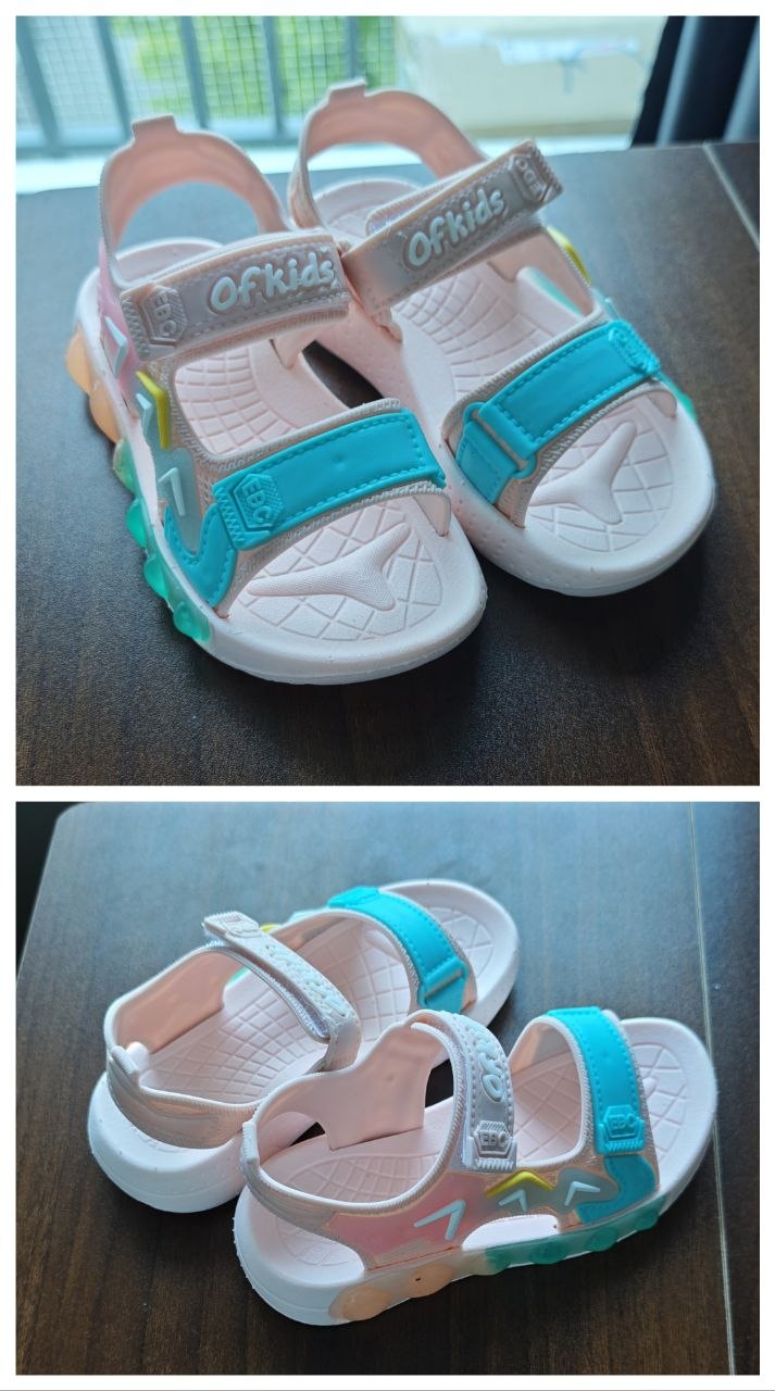 Sale — Children's sandals, new. Size 18.5 cm. Price: 130 THB.