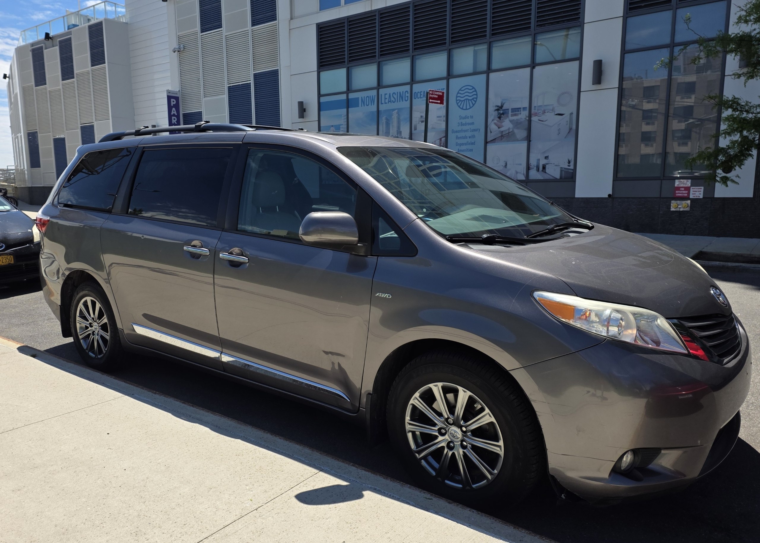 Toyota Sienna в аренду посуточно и на длительный срок, $1,200/месяц