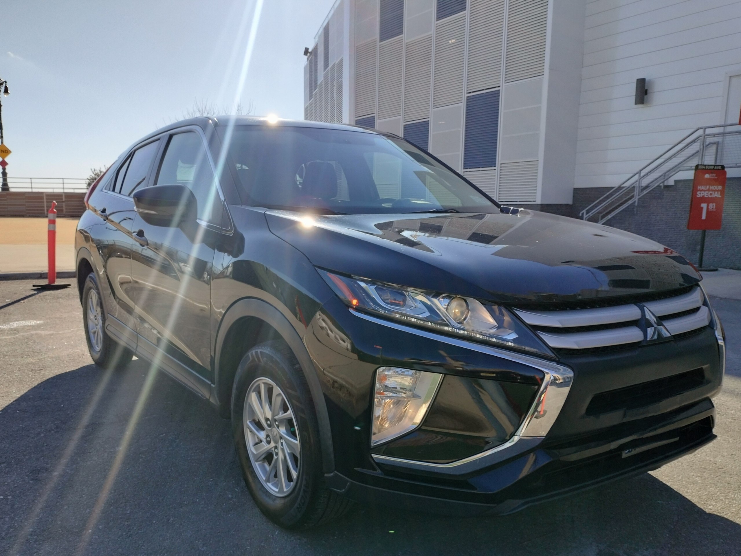 Mitsubishi Eclipse Cross ES в аренду — посуточно и на месяц