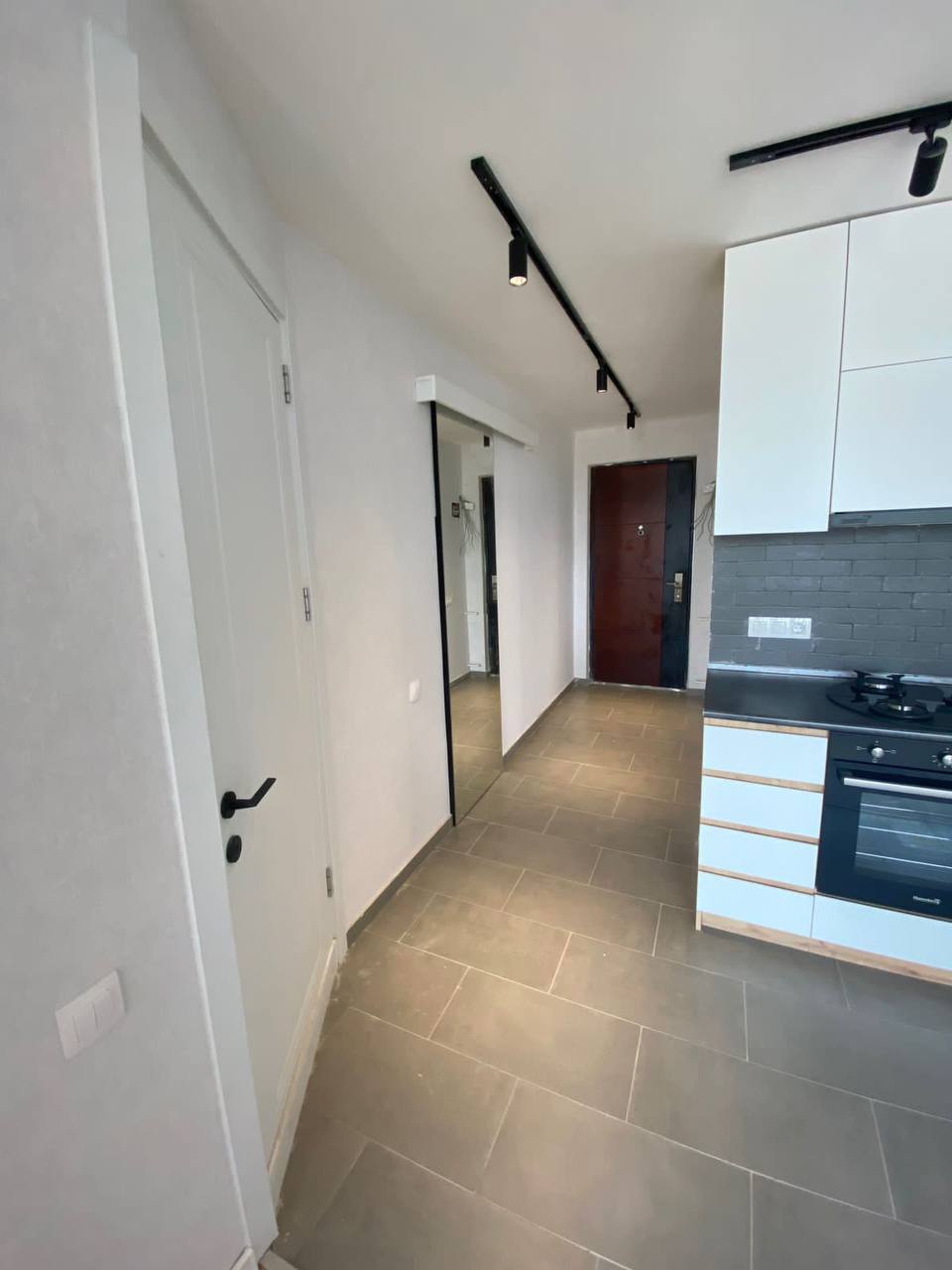 Сдача квартиры с 1 спальней, ~70 м², Сабуртало