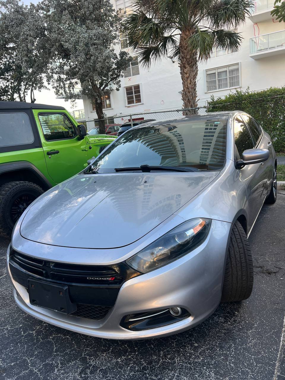 Сдается в аренду dodge, страховка включена, $650/мес