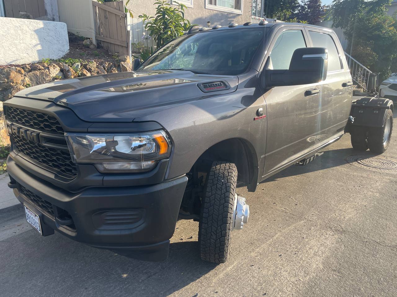 Продажа грузовика — 2023 RAM 3500 Tradesman, 101 100 миль, дизель