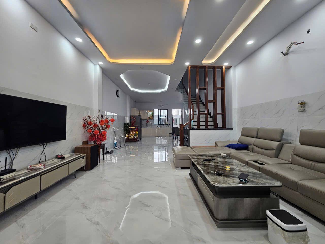 Дом с 3 спальнями, 4 санузлами, 150 м² в My Gia, Нячанг