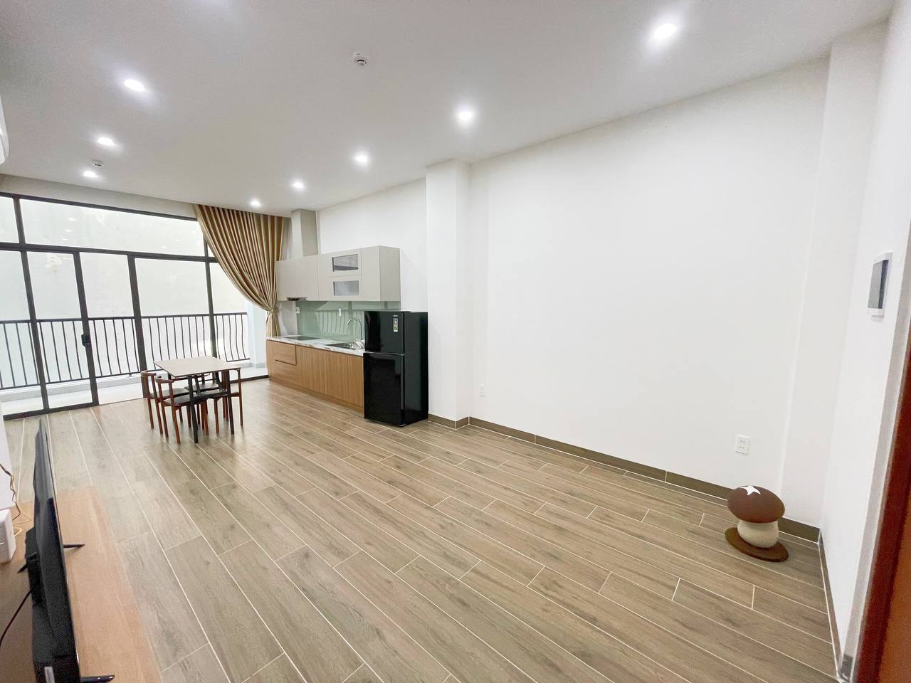 1-bedroom shophouse for rent, 50 m², 3rd floor, furnished, Da Nang