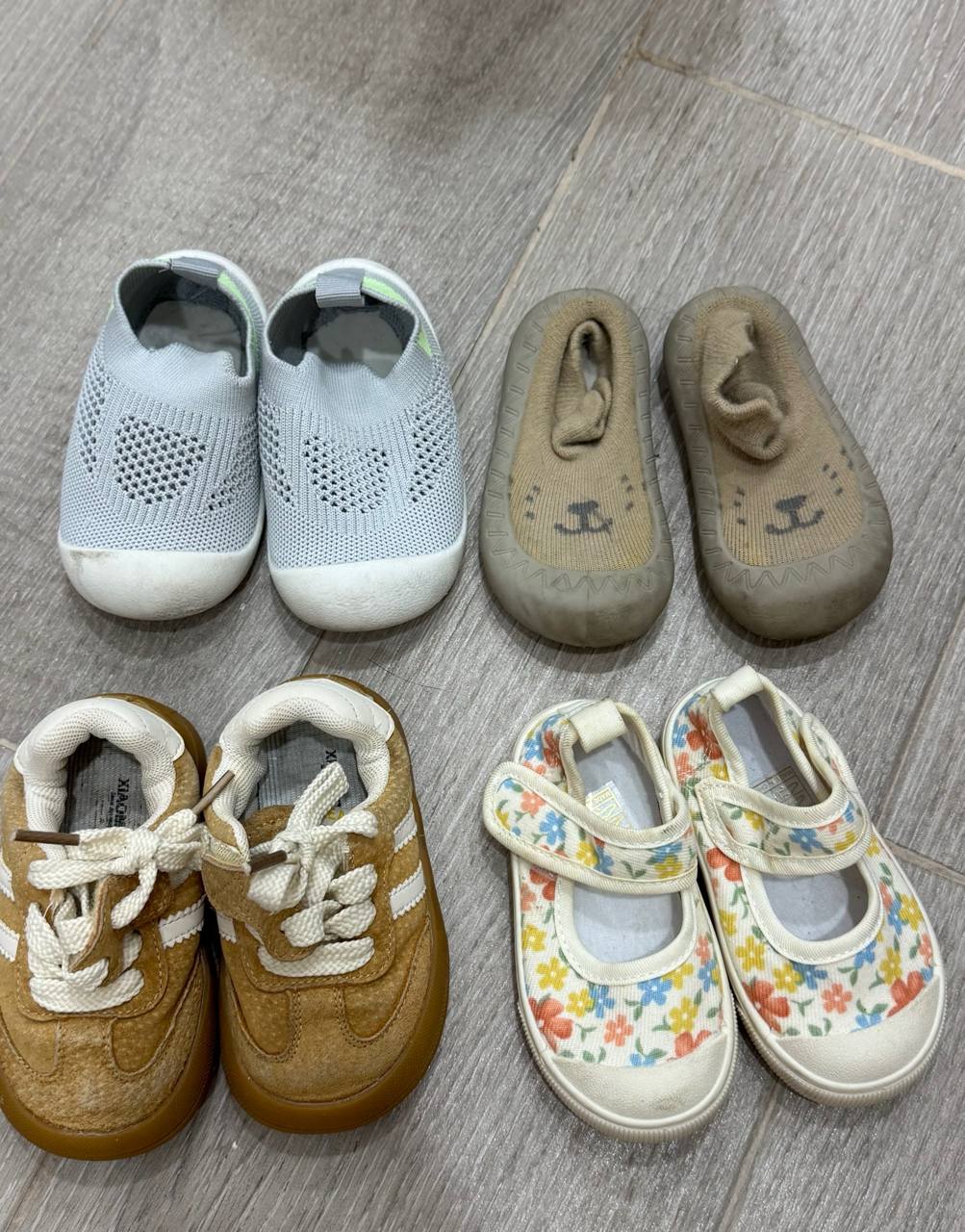 Children's shoes, sizes 13-14.5 cm