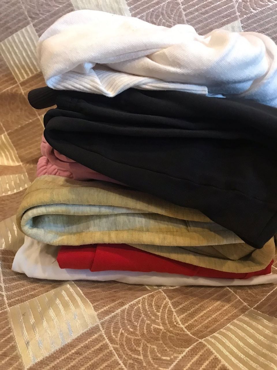 Продажа — Одежда размеры S/M, Варкетили