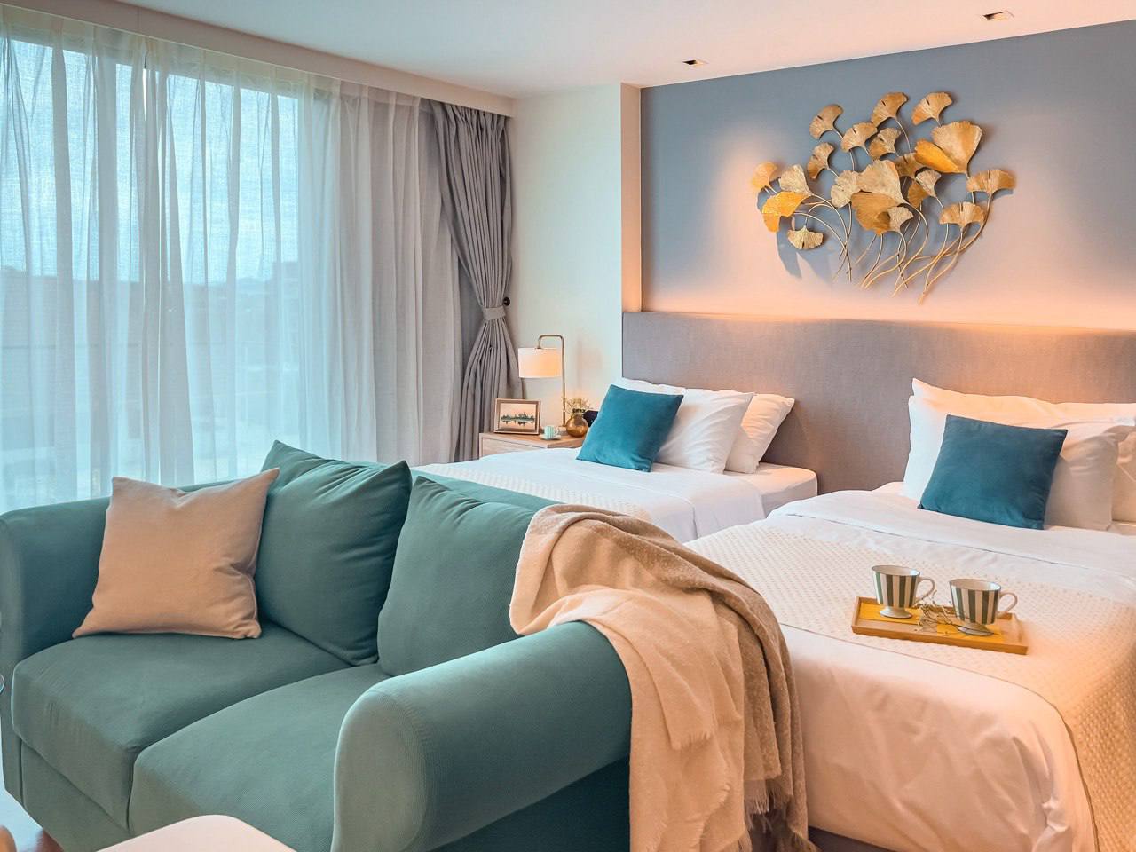 Продажа — Beds 2 кровати с матрасом и постельным бельем