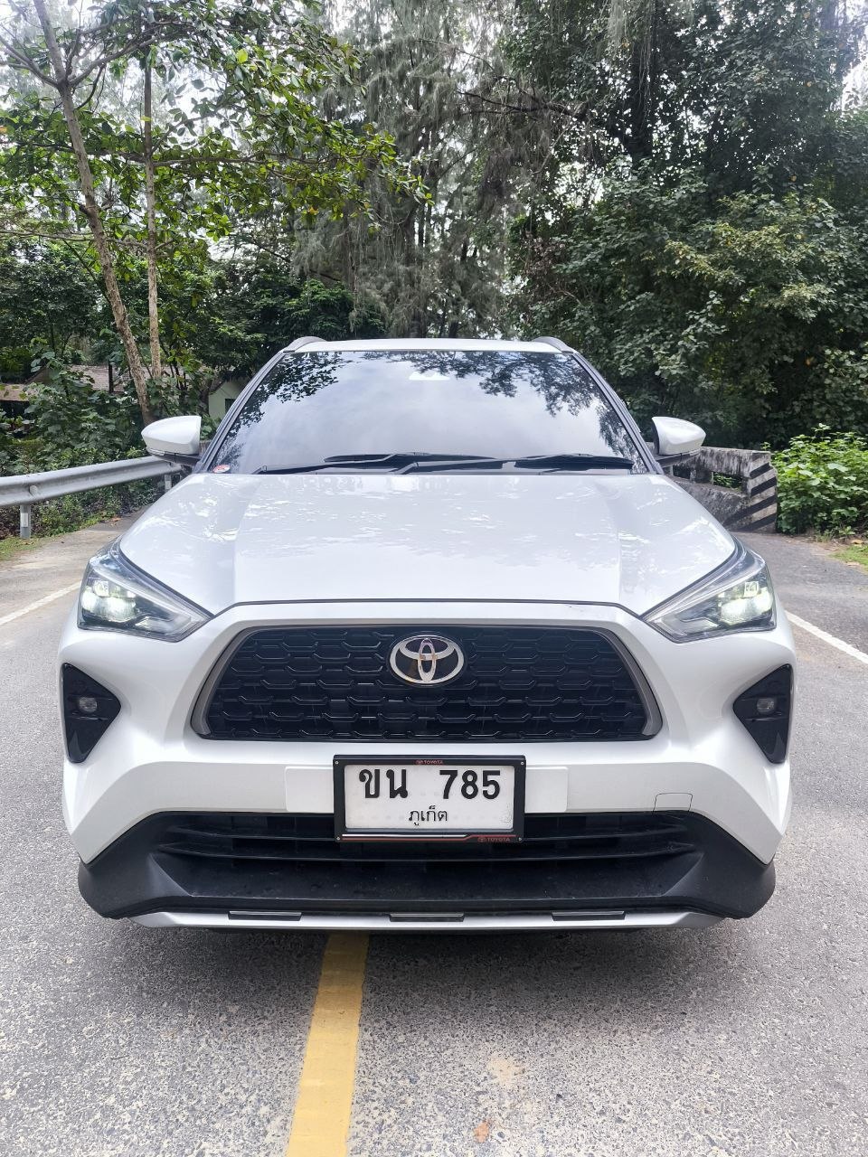 Toyota Yaris Cross Hybrid 2025 в аренду на Пхукете