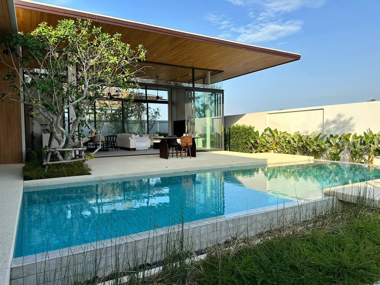 Аренда виллы 3 спальни, Bang Tao, Phuket, от 150000 батов/месяц
