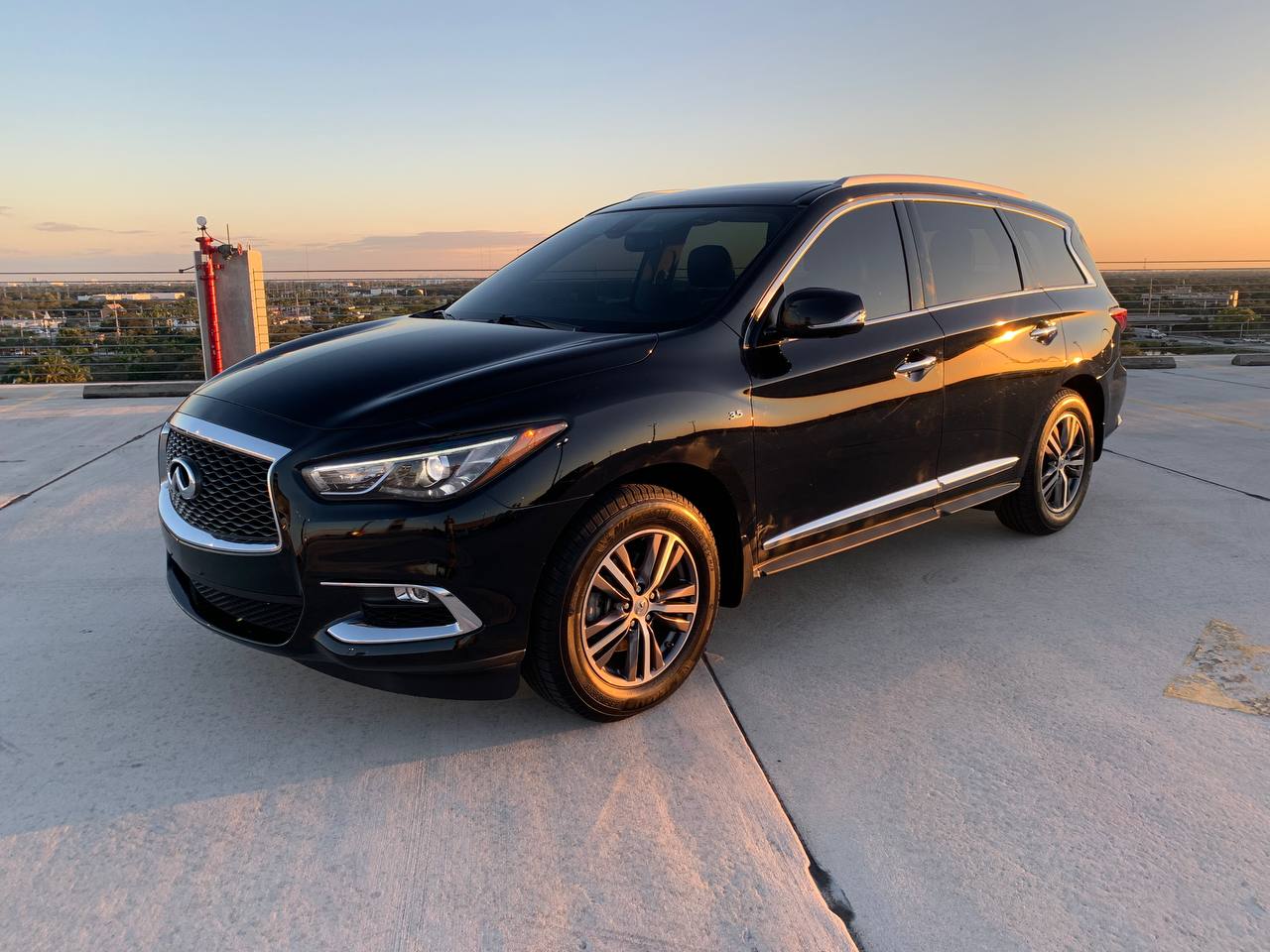 Сдам в аренду автомобиль Infiniti QX60, 7 мест, под личное использование