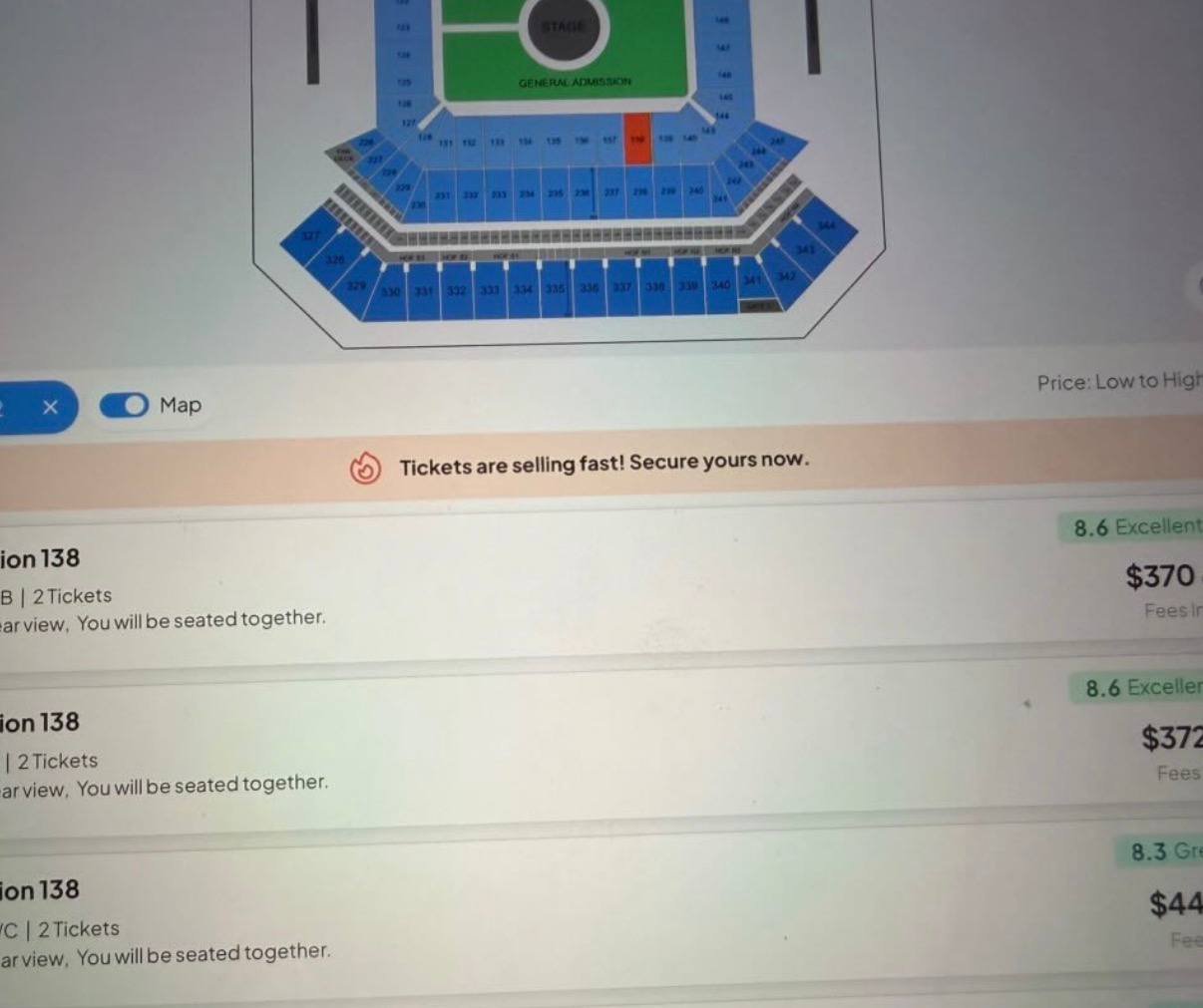 Продажа — Два билета на Kanye West в первом ряду (section 138, row V, seat 5). Цена 250 USD