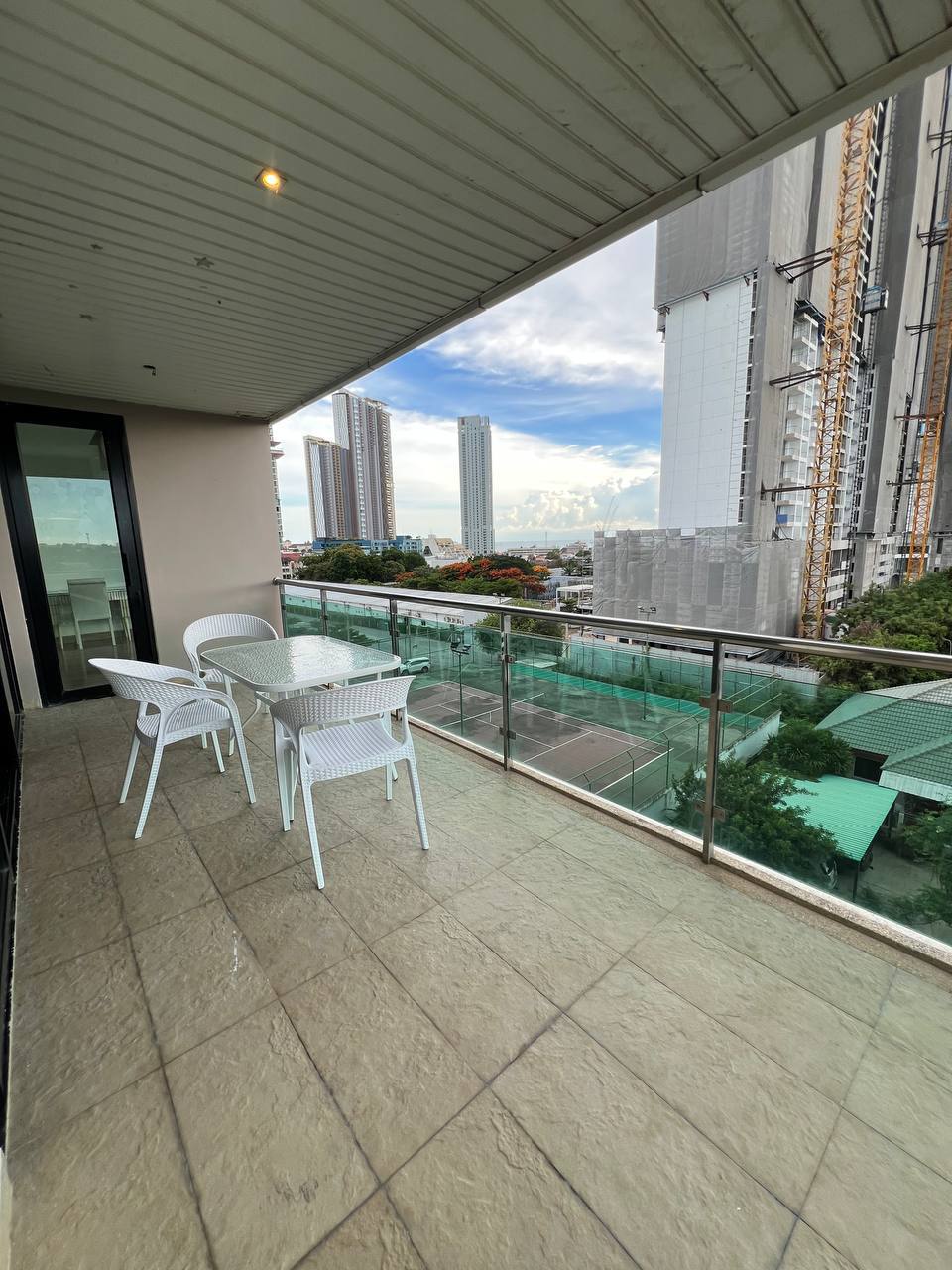 1 bedroom condo for rent, The Park Condo, Jomtien, Pattaya, 147 sqm, 35,000 baht/month