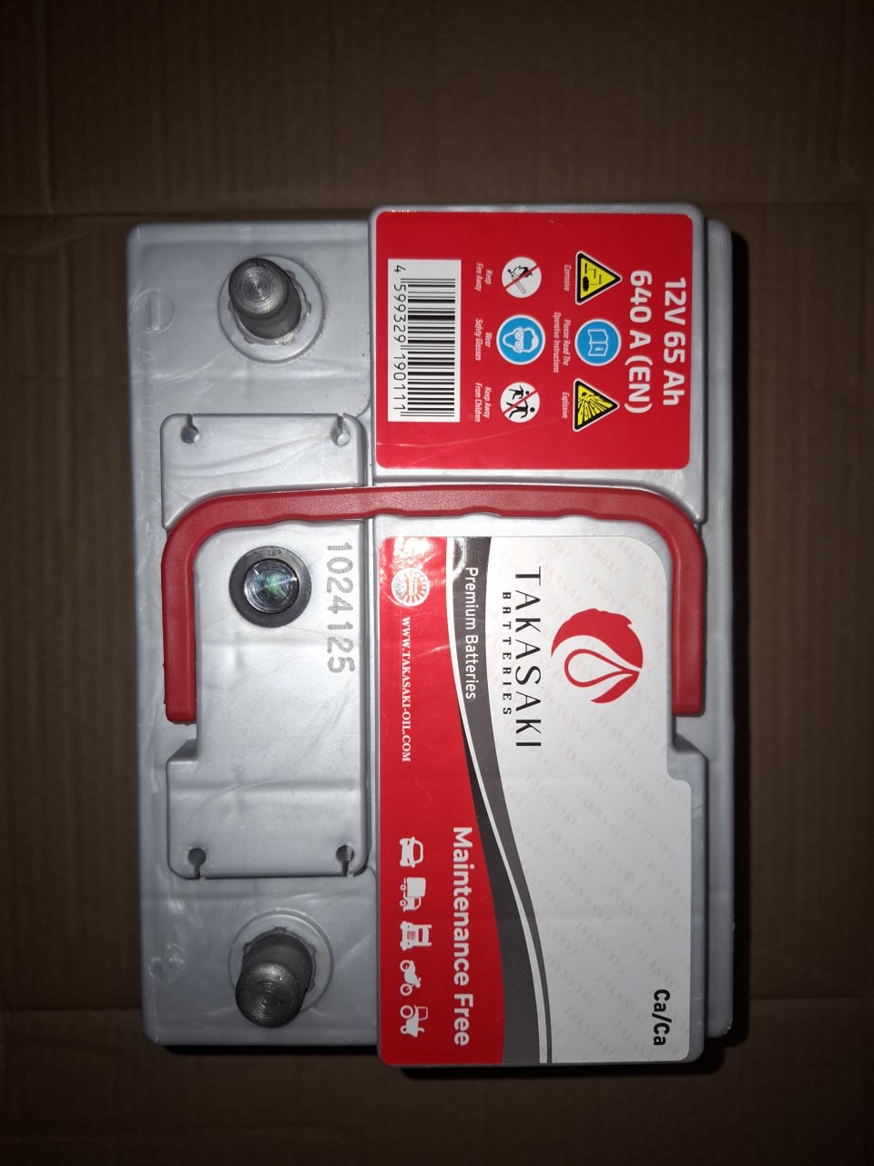 Продается новый аккумулятор TAKASAKI 65Ah R+