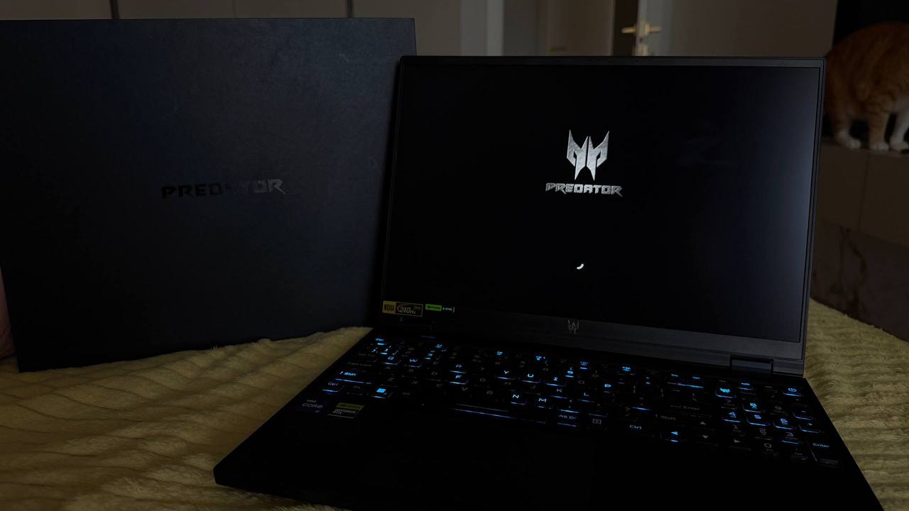 Продажа ноутбука Acer Predator Helios 16, i9 13900hx, RTX 4080, 32GB DDR5, 2560x1600 240Hz, 1TB SSD
